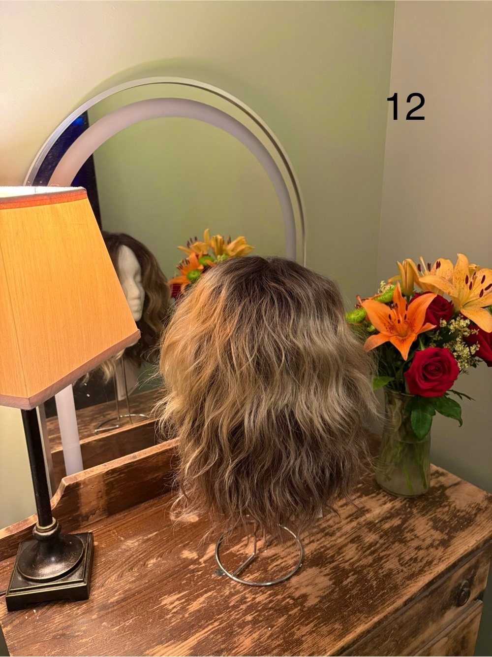 Layered Wavy Wig in Ash Blonde